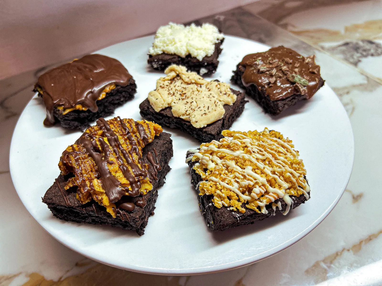 The Showstopper brownie box